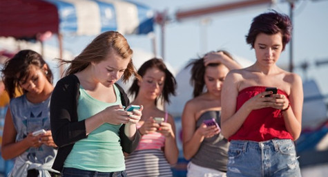 Studies Indicate that Teens Spend 6.5 Hours per day on Digital Media