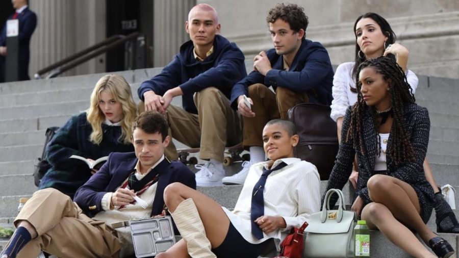 The+cast+of+the+HBO+Max+reboot+of+Gossip+Girl%2C+which+originally+aired+in+2007.