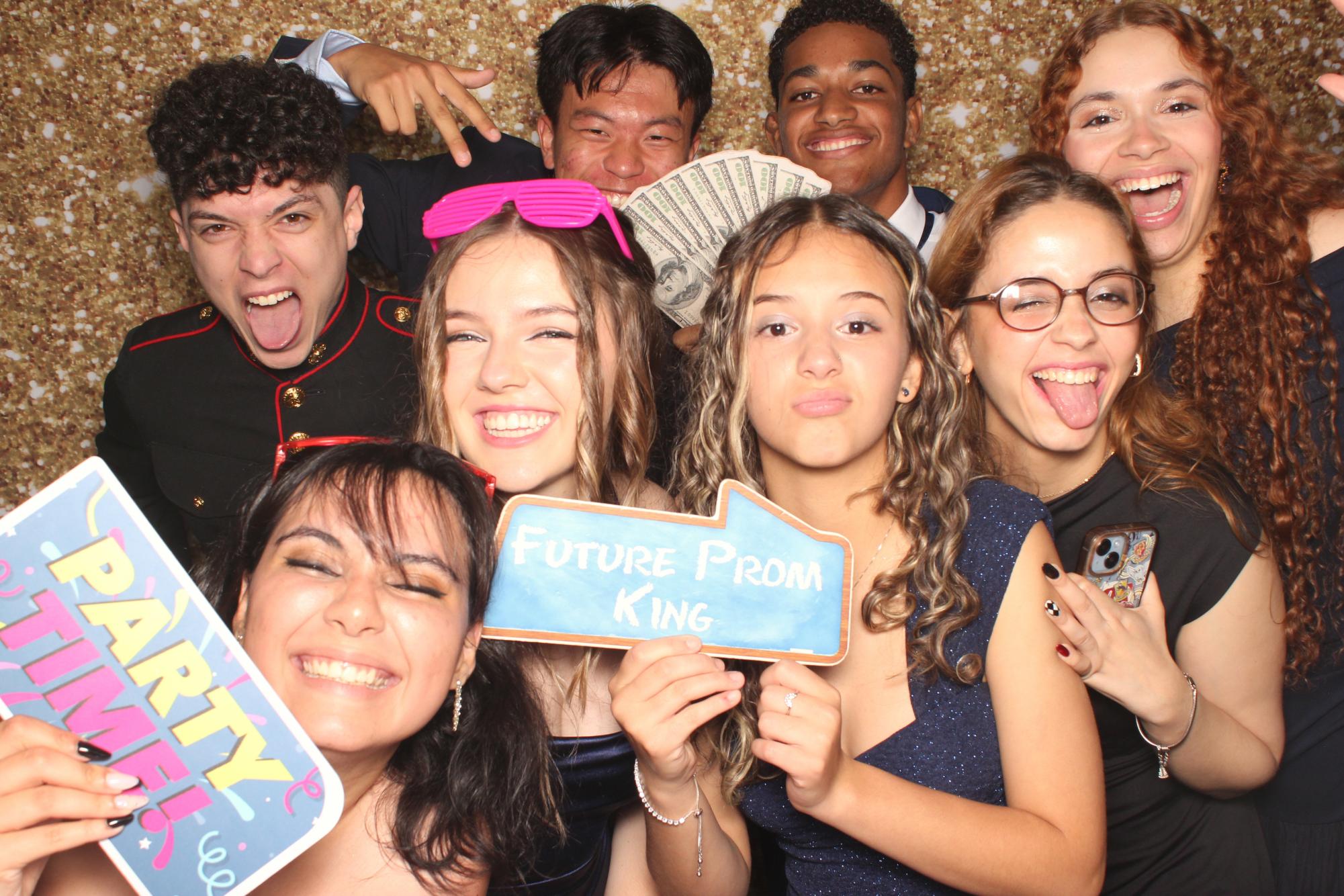 Olympic Heights JROTC Attends the Marine Corps Ball